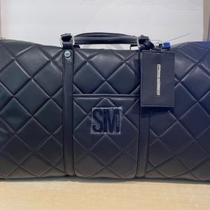 Steve Madden BSpeedy Puffy White Duffle | NWT Duffel bag